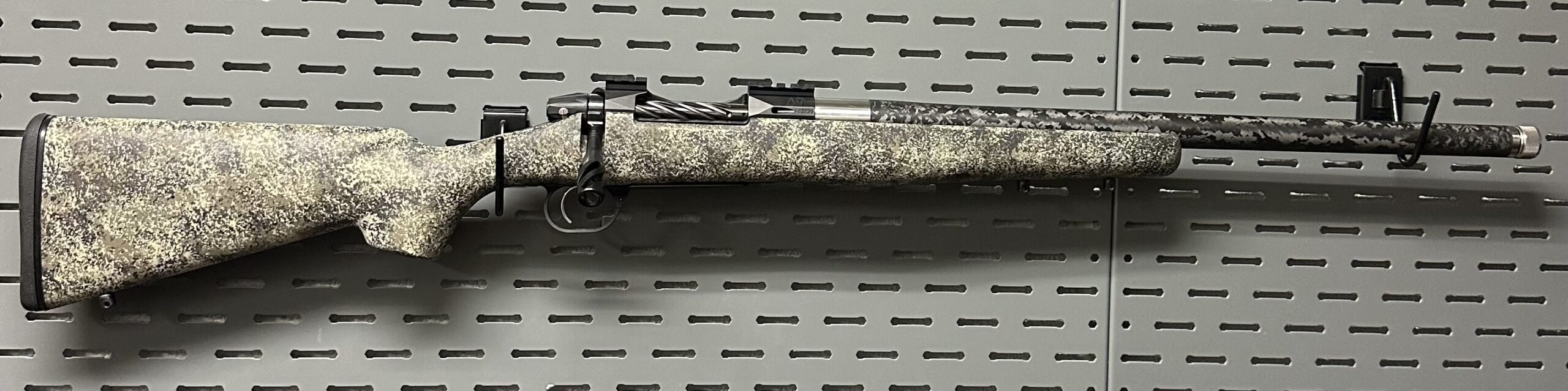 Falkor Hunter SS Bolt Action Rifle Carbon Fiber BBL 6.5CM