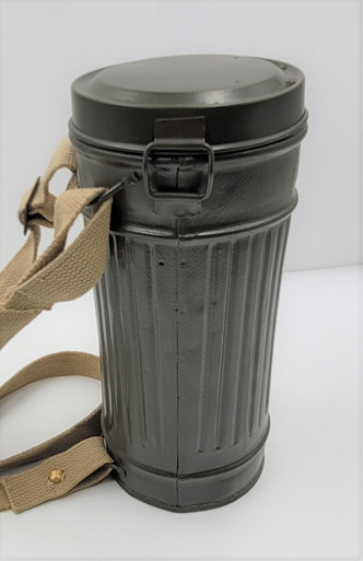 German WW2 Gas Mask Can