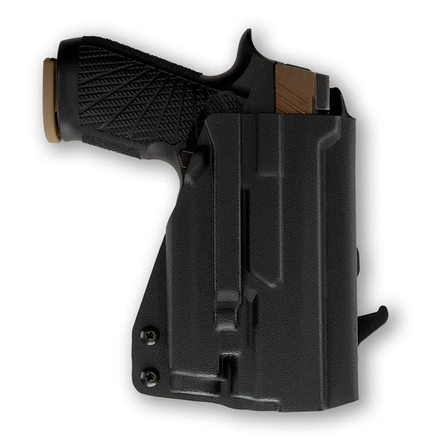 Sig Sauer P320-XCarry Wilson Combat Grip WCP320 with Olight Baldr S Light OWB Holster