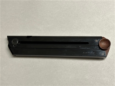 LUGER P08 CAL 9 m/m MAGAZINE 8 Rd. WOOD BOTTOM PLATE.