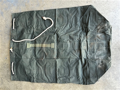 NATO MILITARY HEAVY DUTY DUFFLE BAG SUPER LARGE SIZE.